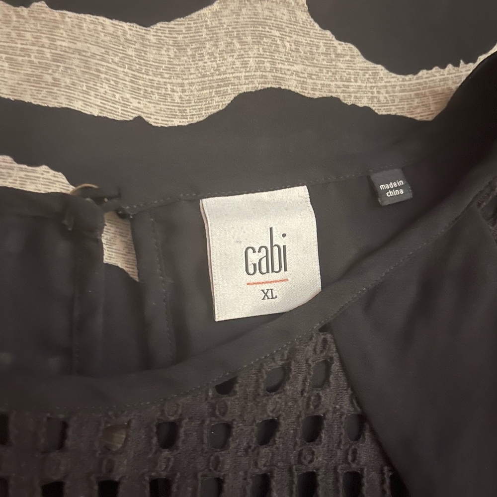 CAbi Black and Gray Textured Top - Picture 3 of 6